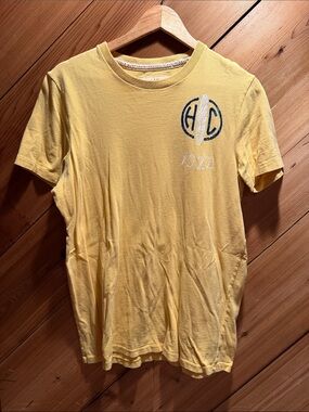 Hollister Yellow Short Sleeve Crew Neck T-Shirt with Chest Logo